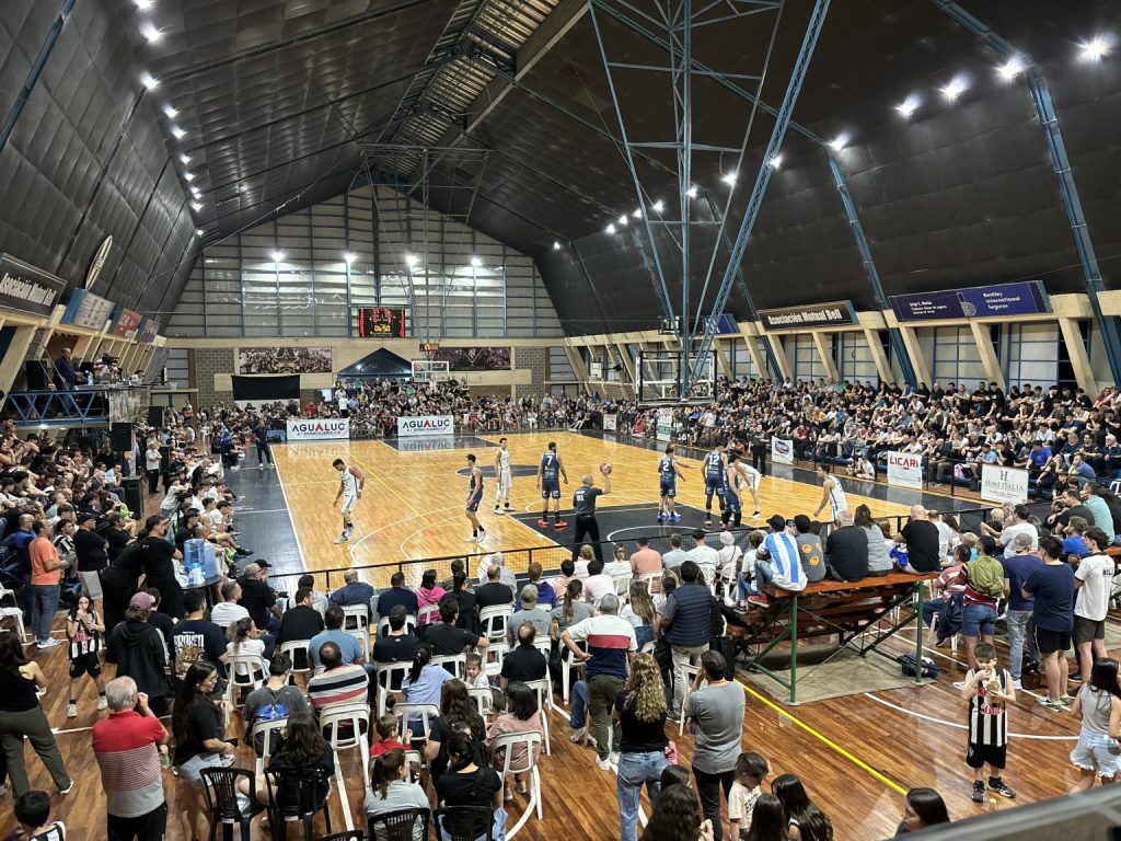 Bell Ville recibe al básquet&nbsp;nacional