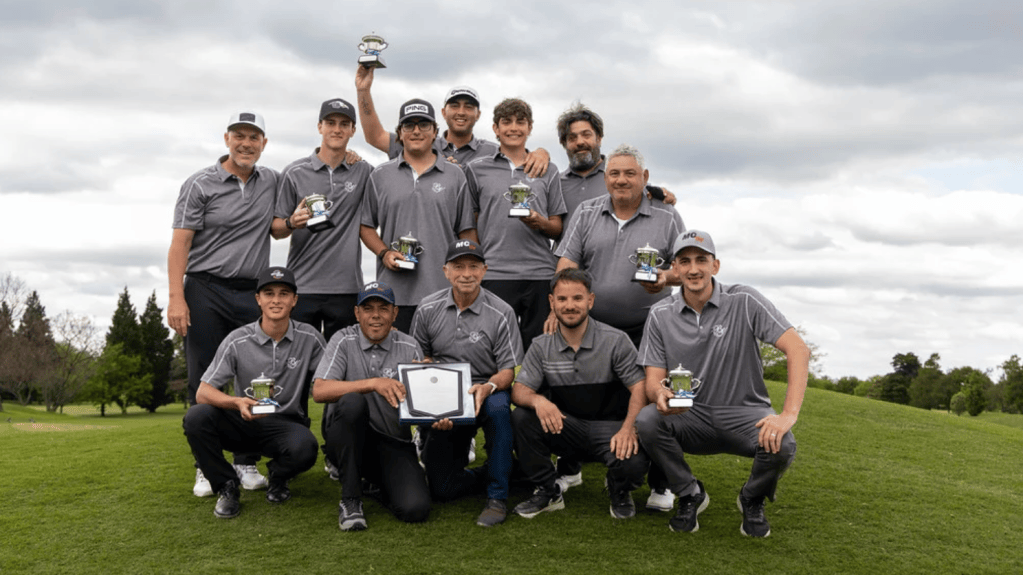 Equipo del Bell Ville Golf Club, campeón de la Cuarta División de Caballeros y ascendido a Tercera División.